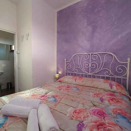 B&B Villa La Bouganville Camaiore Δωμάτιο φωτογραφία
