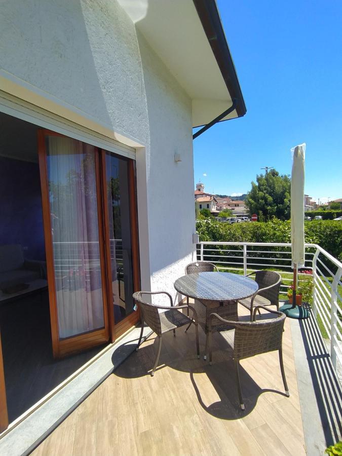B&B Villa La Bouganville Camaiore Εξωτερικό φωτογραφία