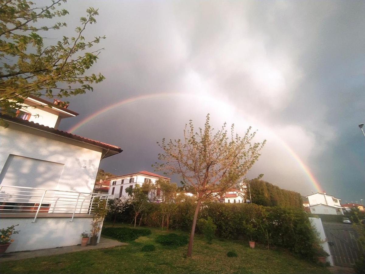 B&B Villa La Bouganville Camaiore Εξωτερικό φωτογραφία